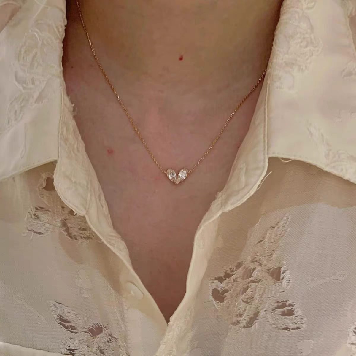 Heart Shape Pendant Necklace For Women In Copper With Electroplated Finish And Cable Chain