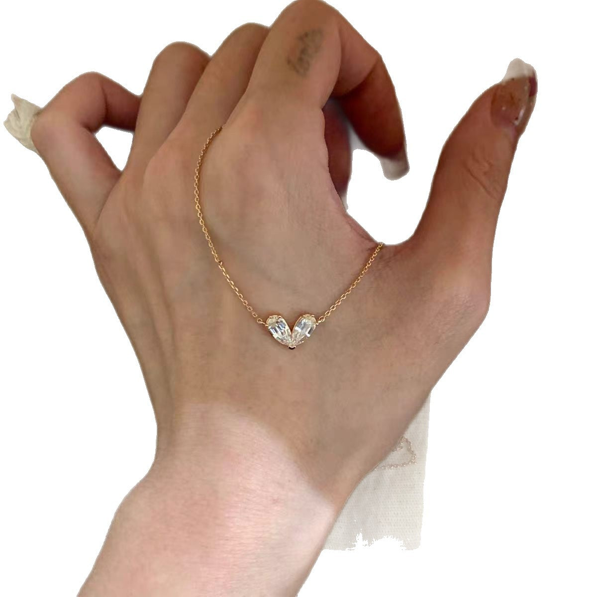 Heart Shape Pendant Necklace For Women In Copper With Electroplated Finish And Cable Chain
