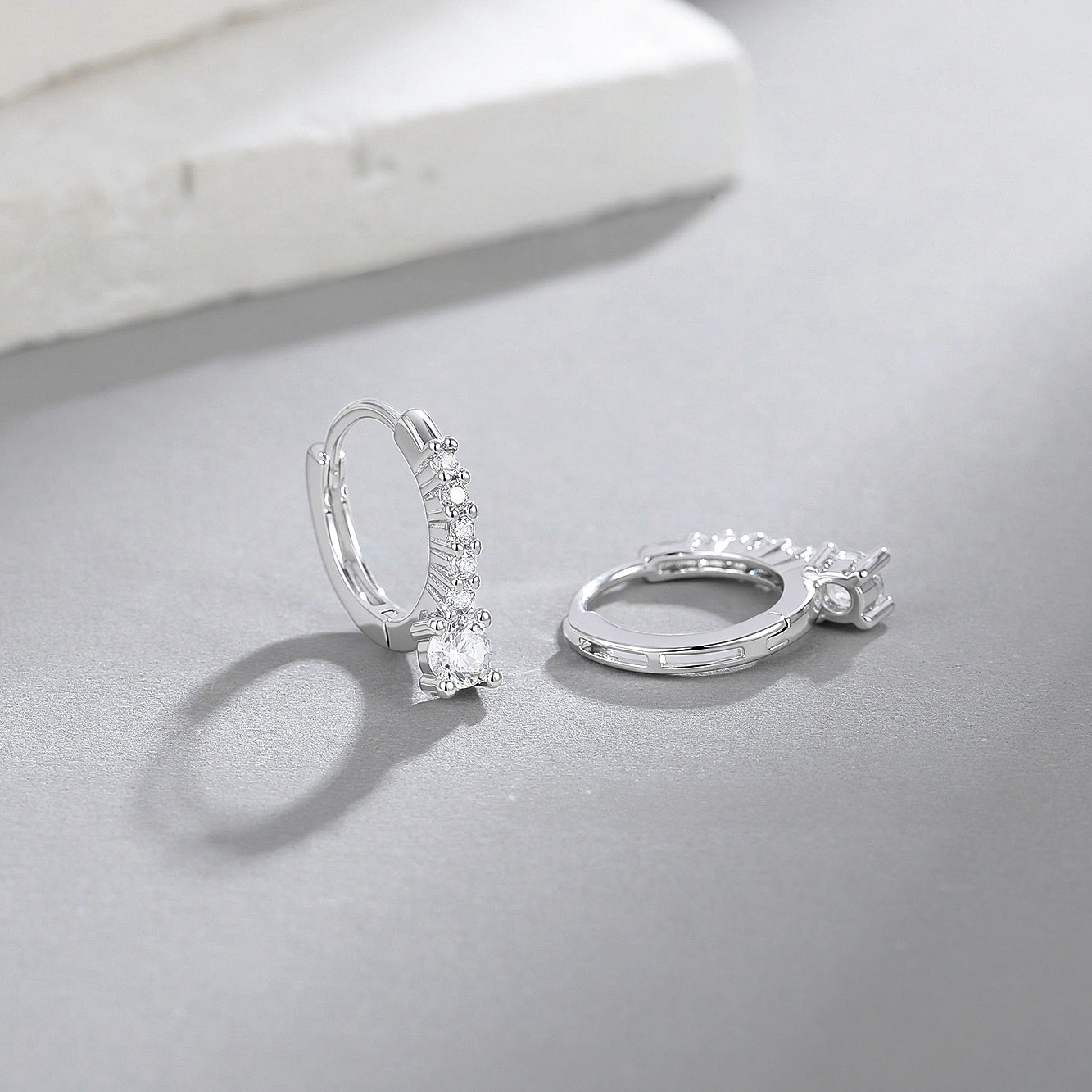 Heart Shape Earrings For Women In Cute Style With Copper Ear Pins And Electroplated Gold Plating Featuring Zircon Inlay