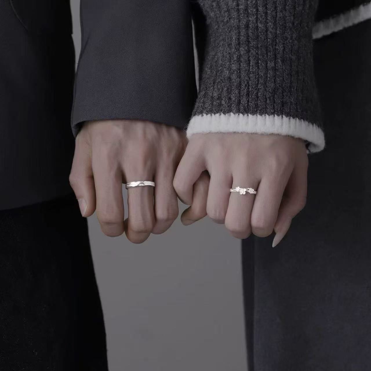 Cute Flowers Couple Rings In Electroplated Copper, 1 Pair