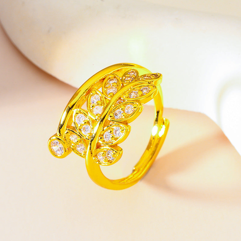 Heart Shape Simple Style Women's Ring In Brass With Golden Electroplated Finish And Artificial Diamond Inlay