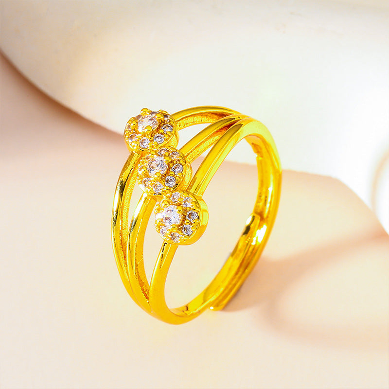 Heart Shape Simple Style Women's Ring In Brass With Golden Electroplated Finish And Artificial Diamond Inlay