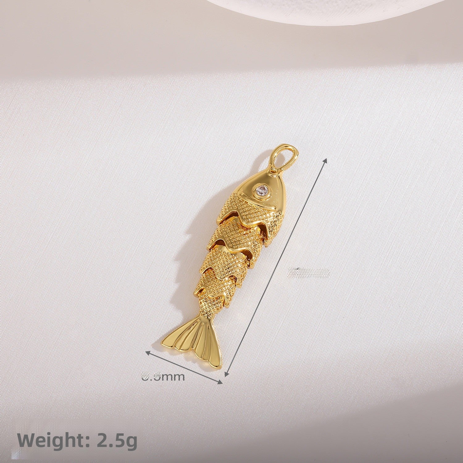 Copper Fish Pendant Electroplated With 18K Real Gold Plated And Zircon Inlay, Commute Style Jewelry Accessory