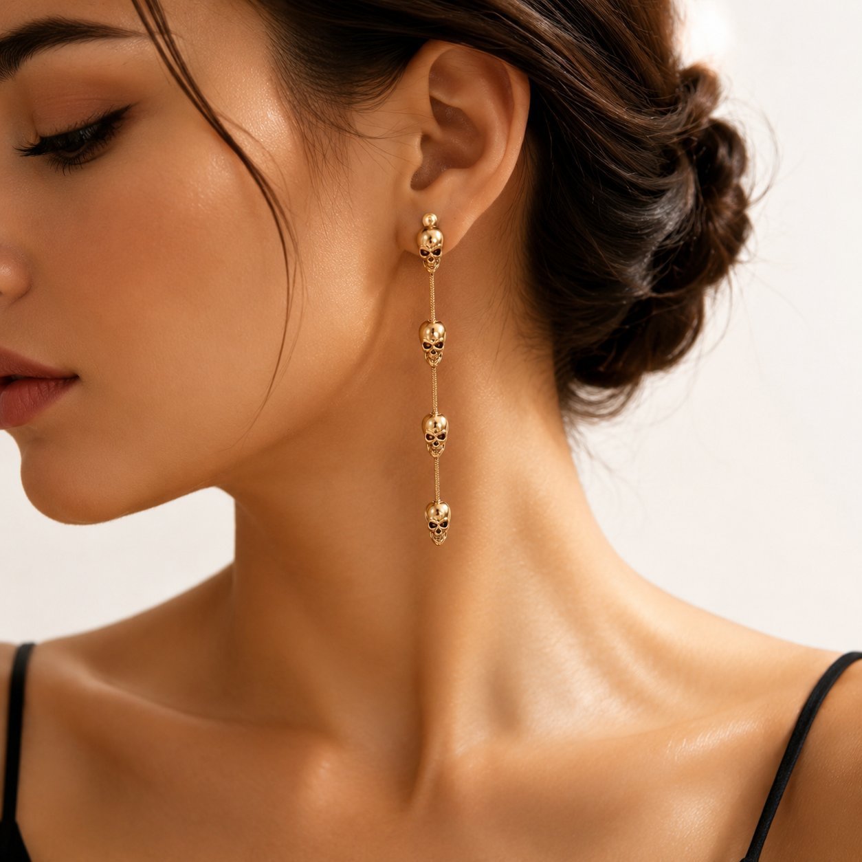 Gothic Skull Earrings For Halloween With Gold Tassel Design, Unisex Alloy Jewelry