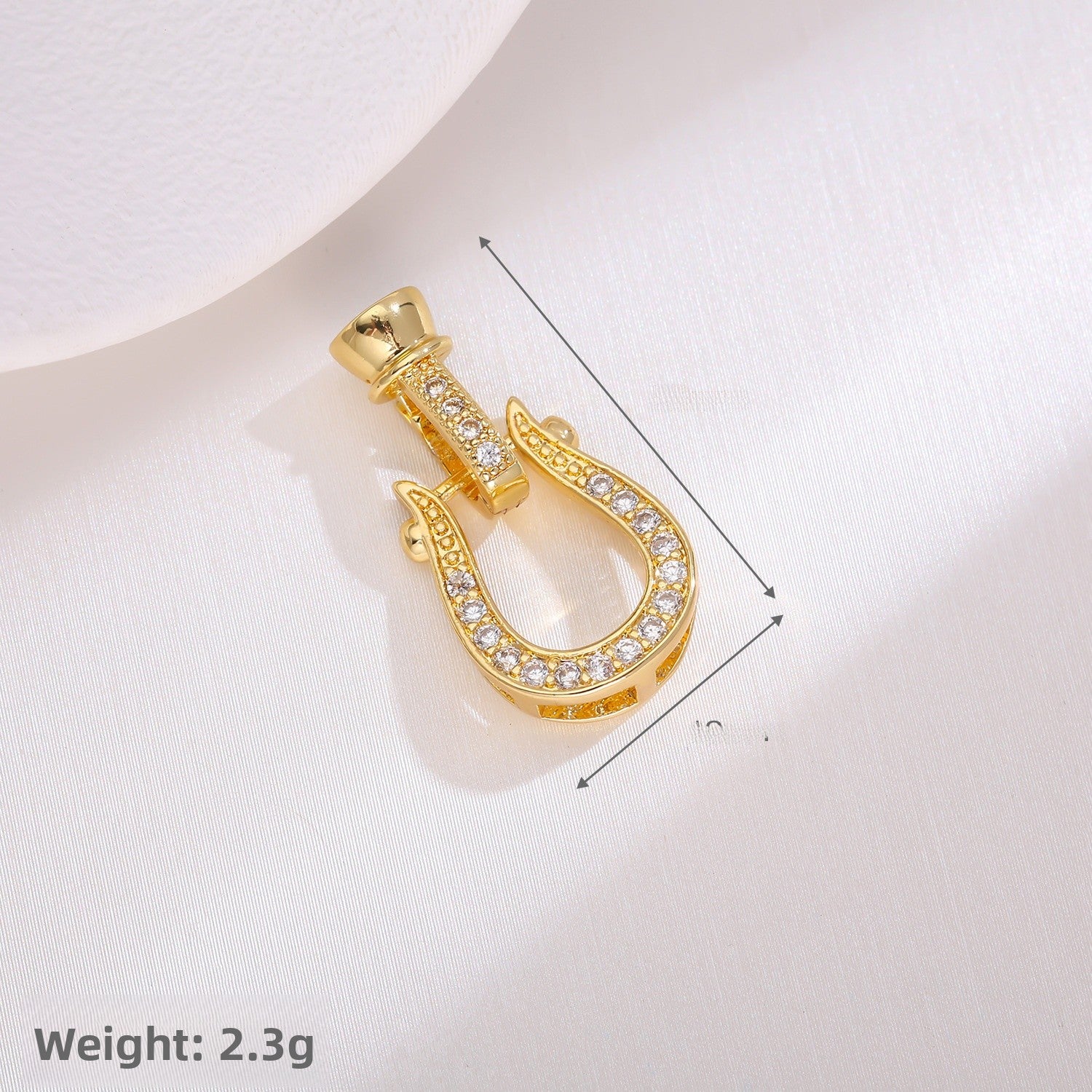 Horseshoe Copper Jewelry Buckle With 18K Real Gold Plated Electroplated Finish And Zircon Inlay, Sweet Style