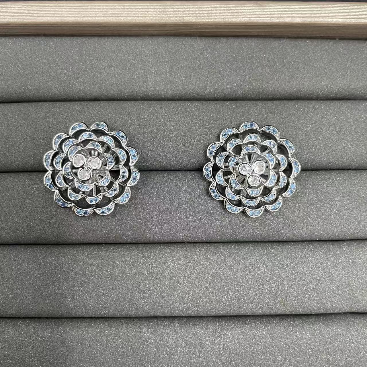 Blue Flowers Earrings For Women Featuring Copper With 925 Sterling Silver Posts In Sweet Style