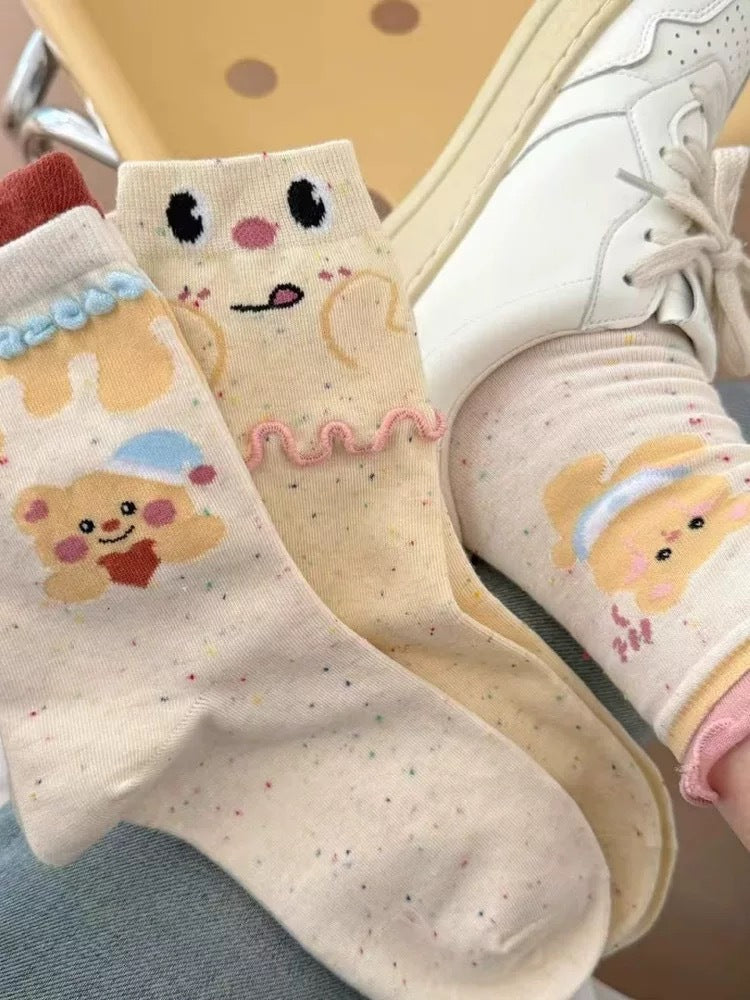 New Style Bear Pattern Women's Polyester Socks In Multicolor For Spring Sports And Casual Wear