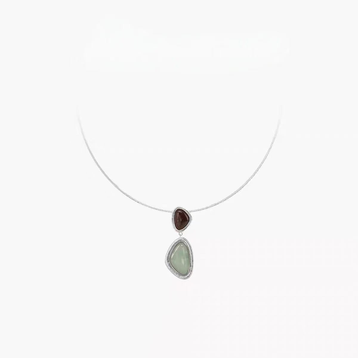 Gold Stone Necklace For Women Featuring Copper Chain And Pendant With Electroplated Finish