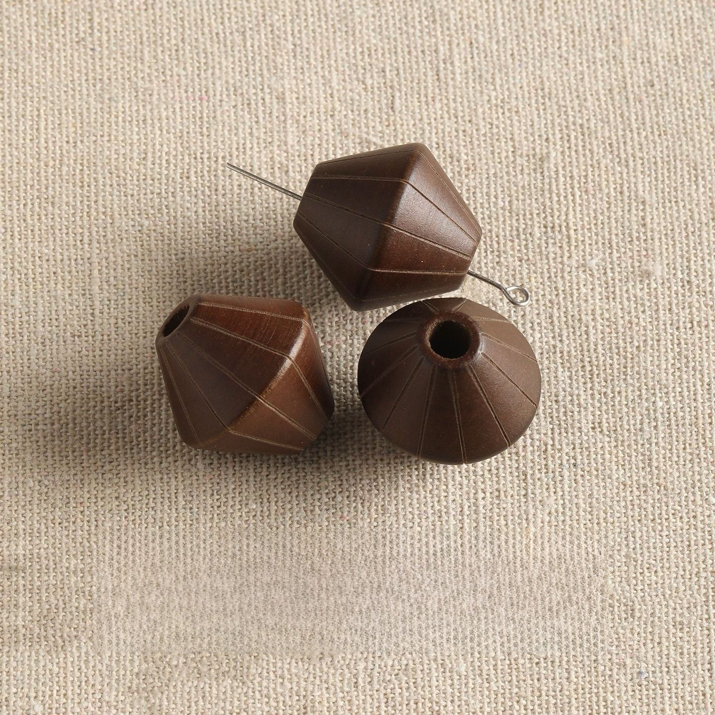 Geometric Wood Pendant For Jewelry Making In Dyed Finish With Retro Style, Ideal Jewelry Accessories