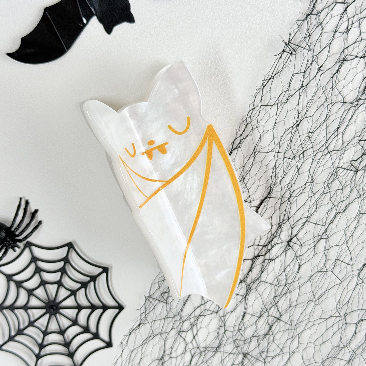 Funny Bat Hair Claw For Women In Black & Red Acrylic, Halloween Hairpin Accessory
