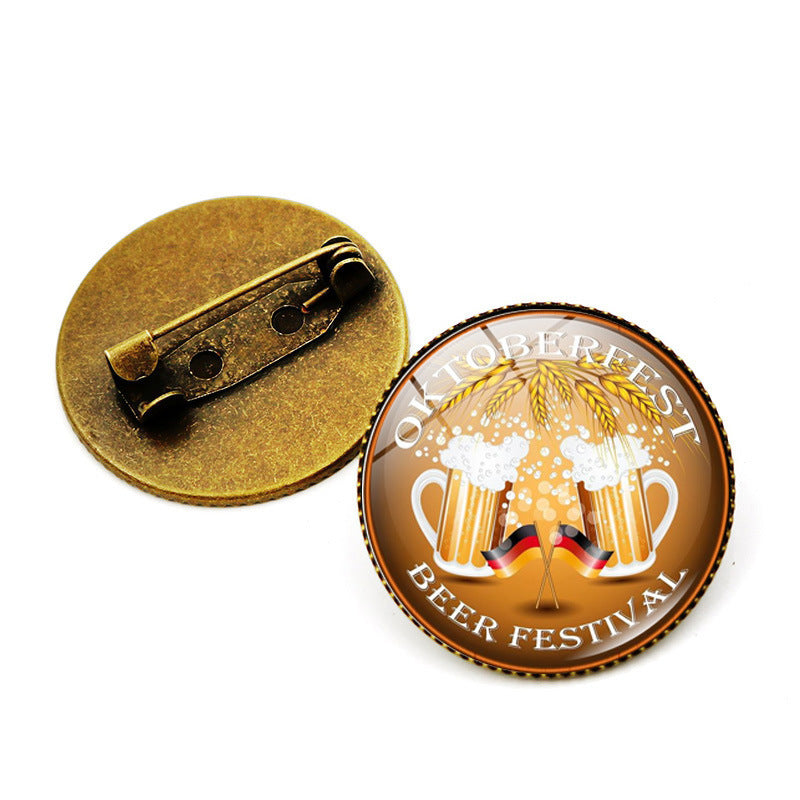 Beer Pin In Bronze Alloy Featuring Electroplated Craftsmanship, Perfect For Oktoberfest