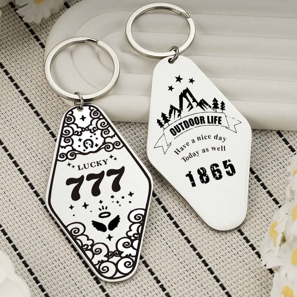 Christmas Rhombus Key Chain In Durable 304 Stainless Steel, Perfect Holiday Accessory