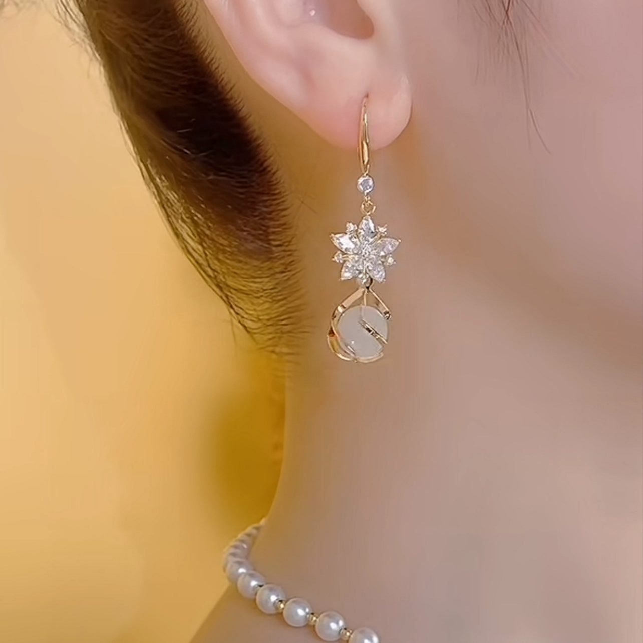 Gold Flowers Earrings For Women With Copper Ear Pins And Zircon Inlay, Elegant Metal Jewelry
