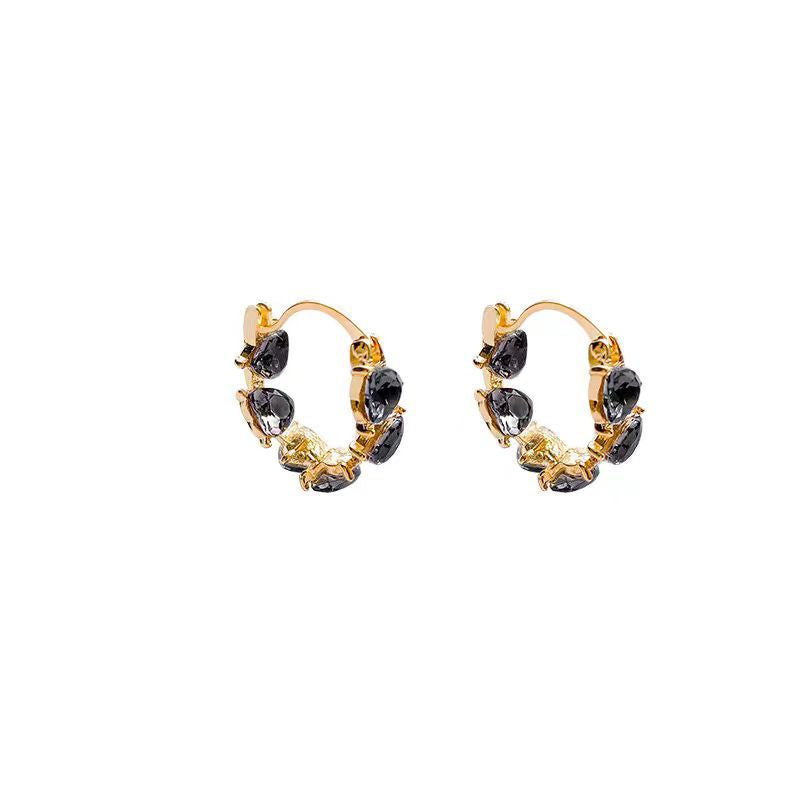 Heart Shape Earrings For Women In Dyed Black Zinc Alloy With Copper Ear Pins, Featuring Sweet Style