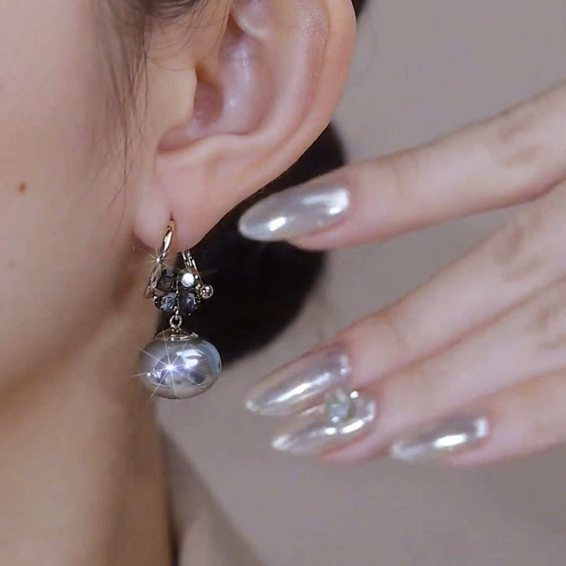 Grey Flowers Earrings For Women Featuring Electroplated Finish And Zinc Alloy Ear Pins