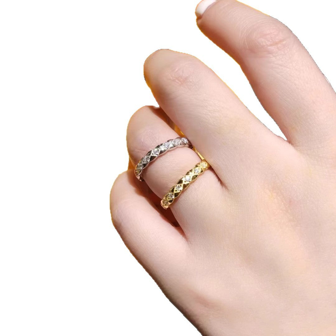 Lingge CNC Gold Band Ring For Unisex, Made Of 304 Stainless Steel With Rhinestone Inlay