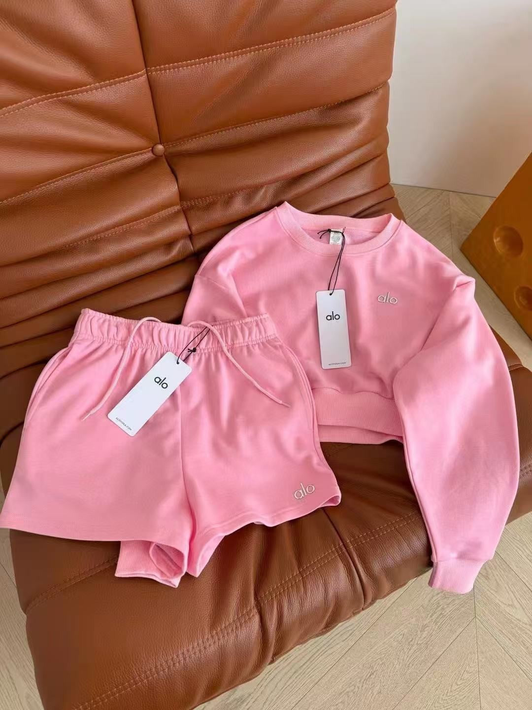 Casual Shorts Co-ord Set In Polyester Featuring 3D Print With Long Sleeve Top And Shorts, 2 Pieces Set