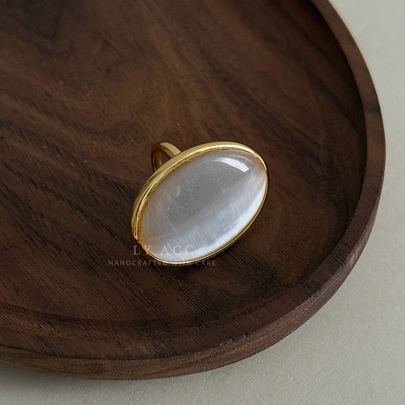 Oval Cat's Eye Stone Ring For Women In Simple Style, Featuring Natural Stone And Electroplated Finish
