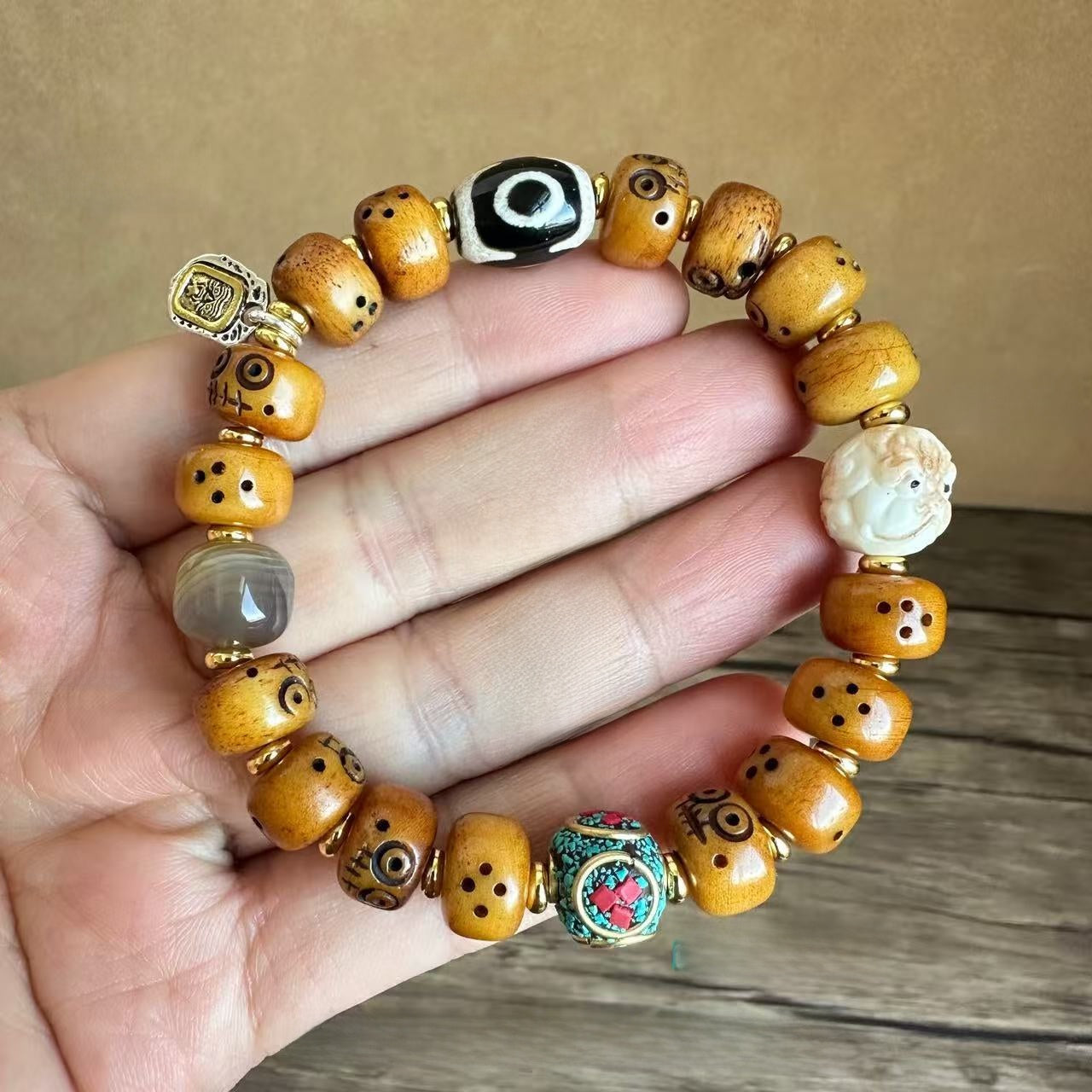 Ethnic Style Unisex Rosary Bracelet With Alloy Pendant Featuring Carving Craftsmanship, Perfect For Festival Wear