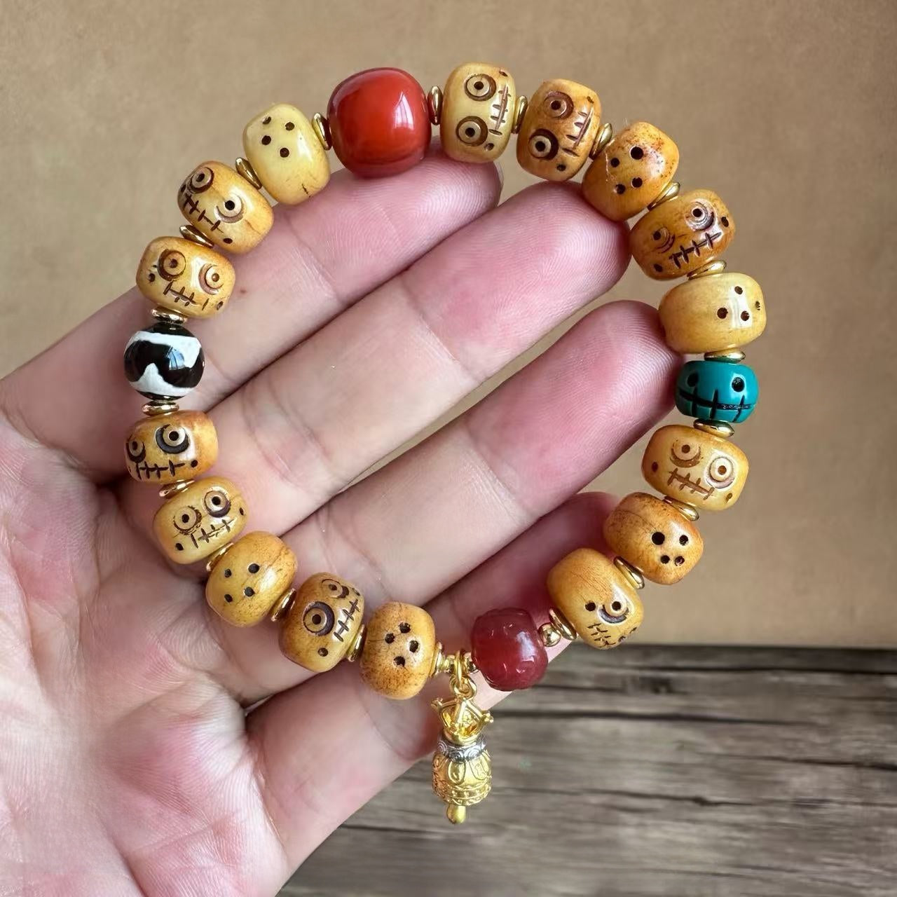 Ethnic Style Unisex Rosary Bracelet With Alloy Pendant Featuring Carving Craftsmanship, Perfect For Festival Wear