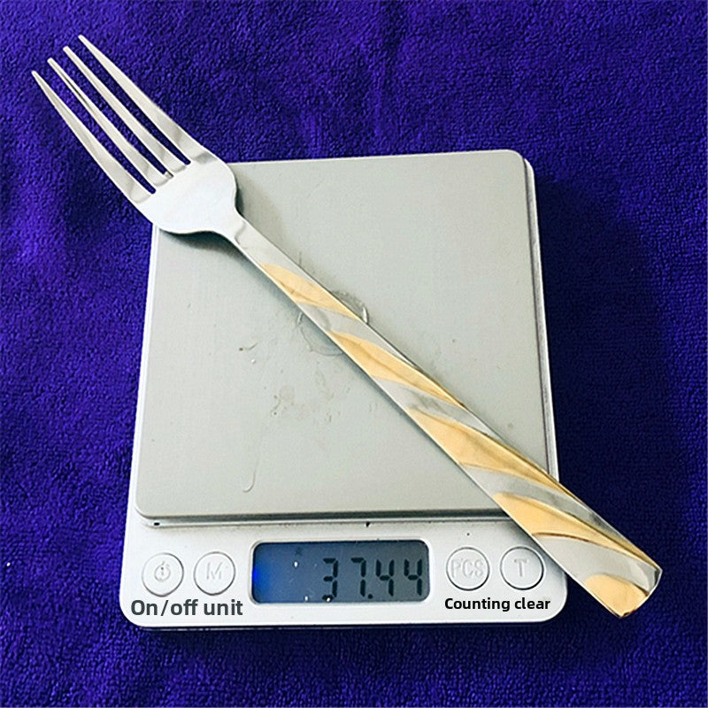 Elegant Tableware Set Featuring Western Cutlery With Knife, Fork, And Spoon For Dining