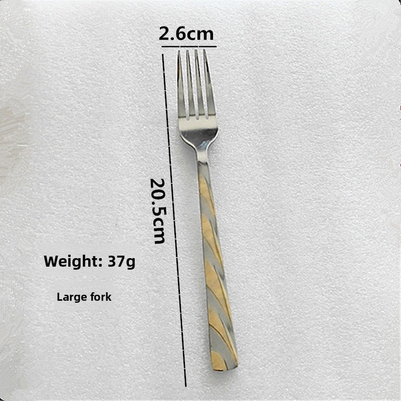 Elegant Tableware Set Featuring Western Cutlery With Knife, Fork, And Spoon For Dining