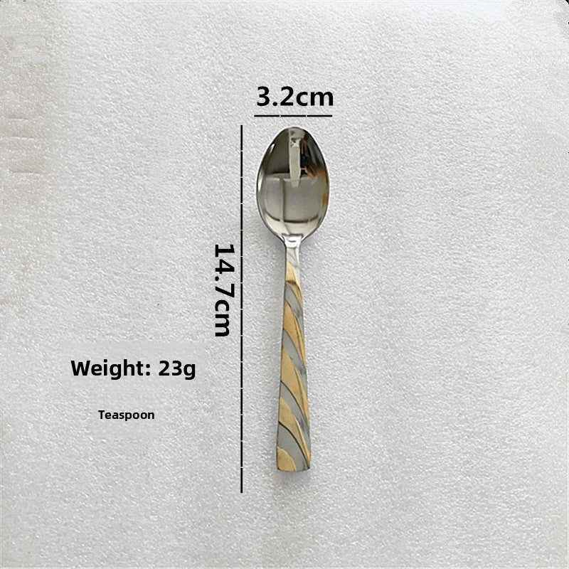 Elegant Tableware Set Featuring Western Cutlery With Knife, Fork, And Spoon For Dining