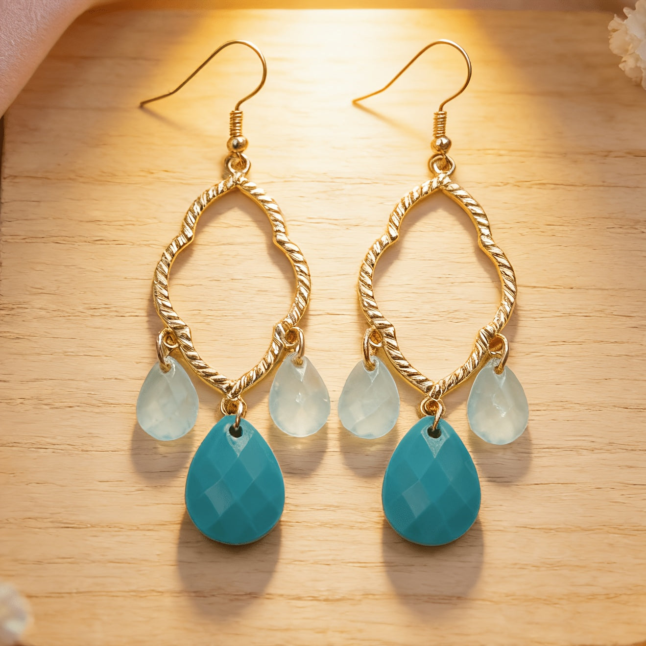 Geometric Simple Style Zinc Alloy Earrings For Women With Golden Plated Finish And 0.01µm Coating Thickness, Drop Earrings