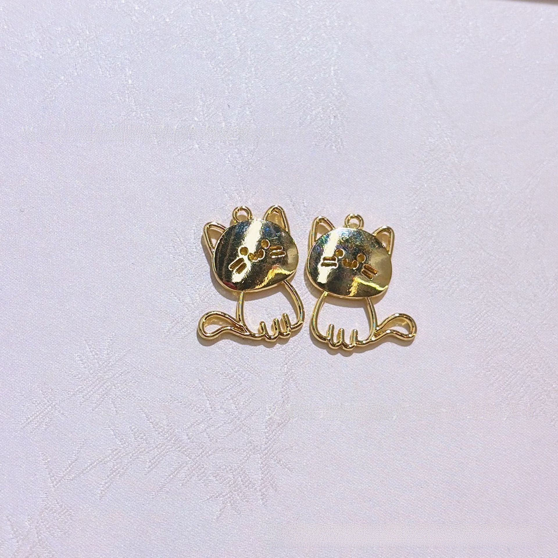 Cat Alloy Pendant With Stoving Varnish Featuring Multicolor Cartoon Style Jewelry Accessories