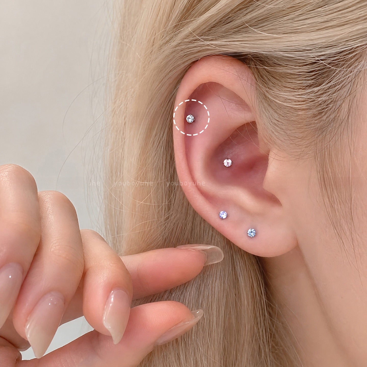 Elaborate Round Stud Earrings For Women In Titanium Steel With Sweet Style Featuring Zircon Inlay