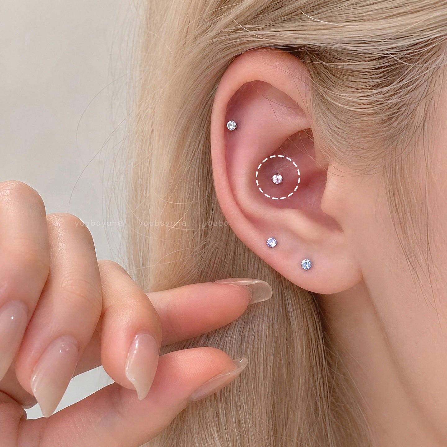 Elaborate Round Stud Earrings For Women In Titanium Steel With Sweet Style Featuring Zircon Inlay