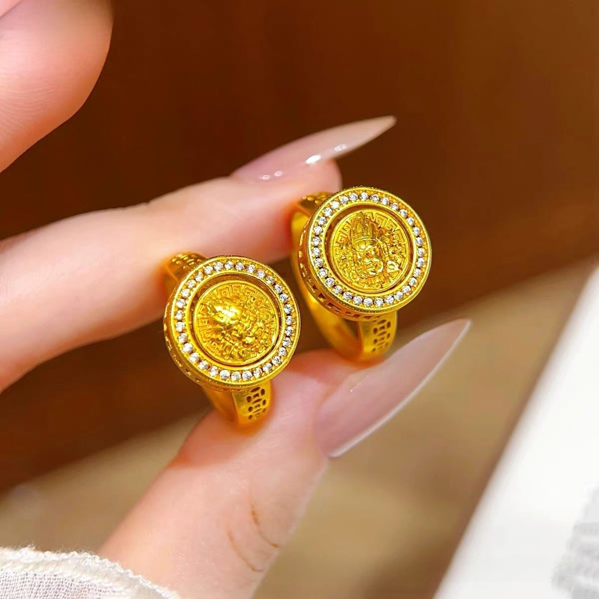 Lucky Heart Rotatable Fidget Ring For Women In Ethnic Style, Copper With Rhinestone Inlay