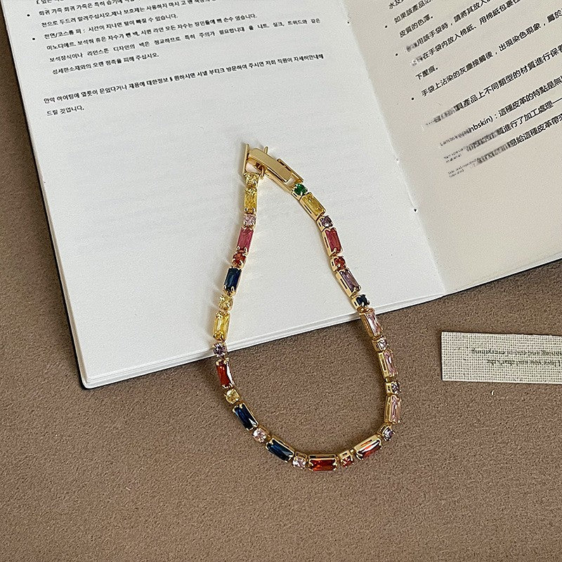 Luxurious Candy Rope Bracelet For Women With Electroplated Gold Plating And Zircon Inlay