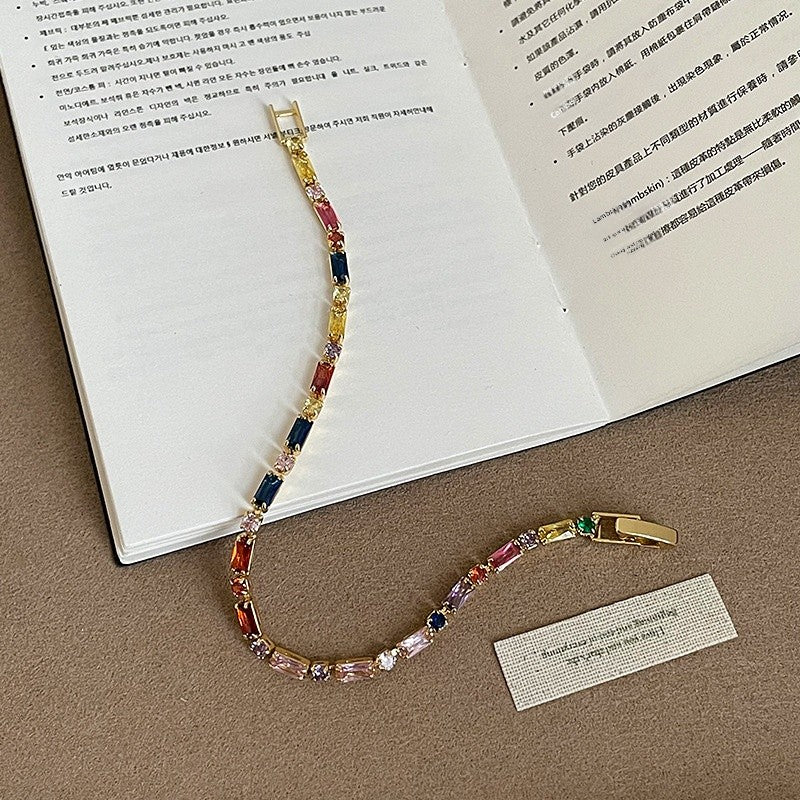 Luxurious Candy Rope Bracelet For Women With Electroplated Gold Plating And Zircon Inlay