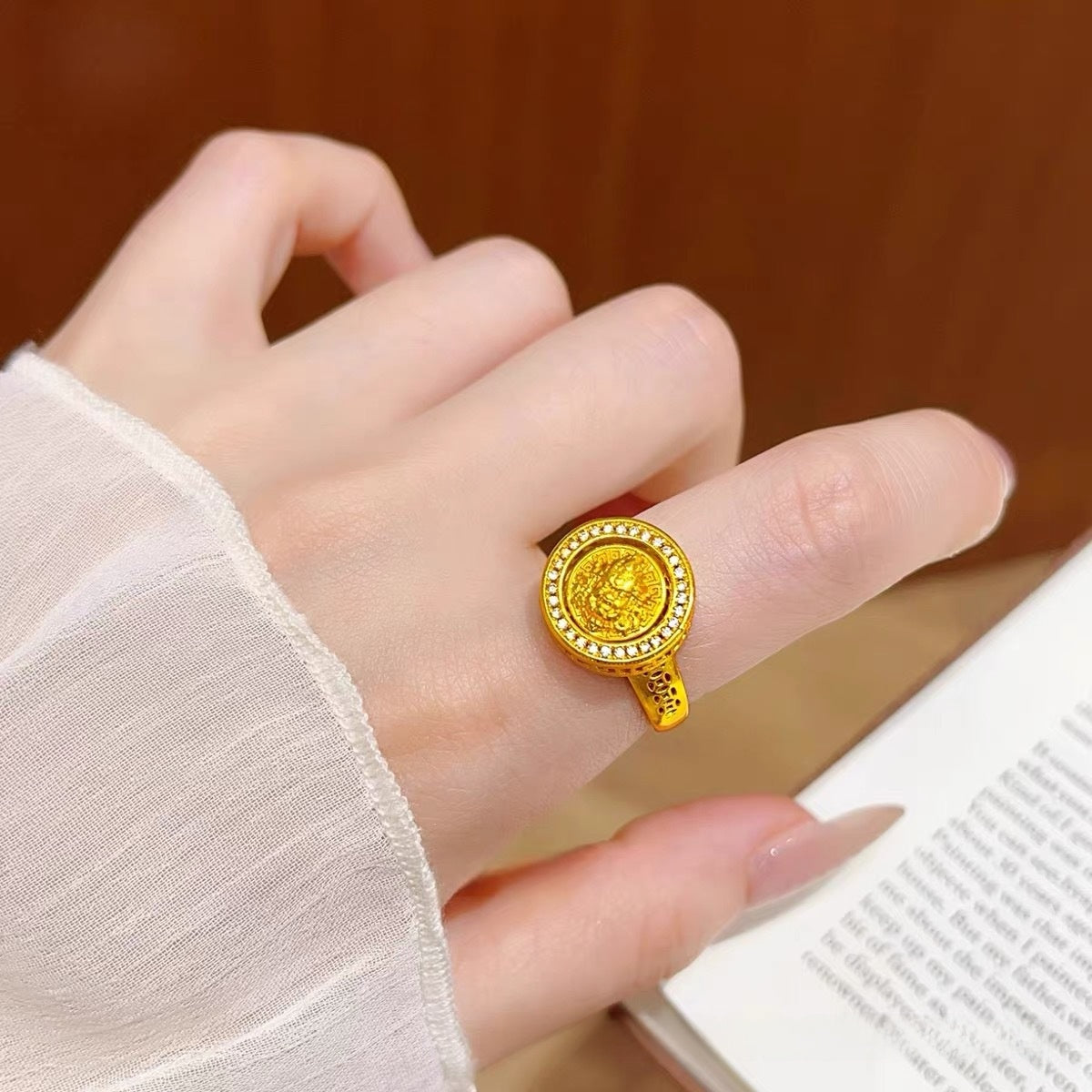Lucky Heart Rotatable Fidget Ring For Women In Ethnic Style, Copper With Rhinestone Inlay