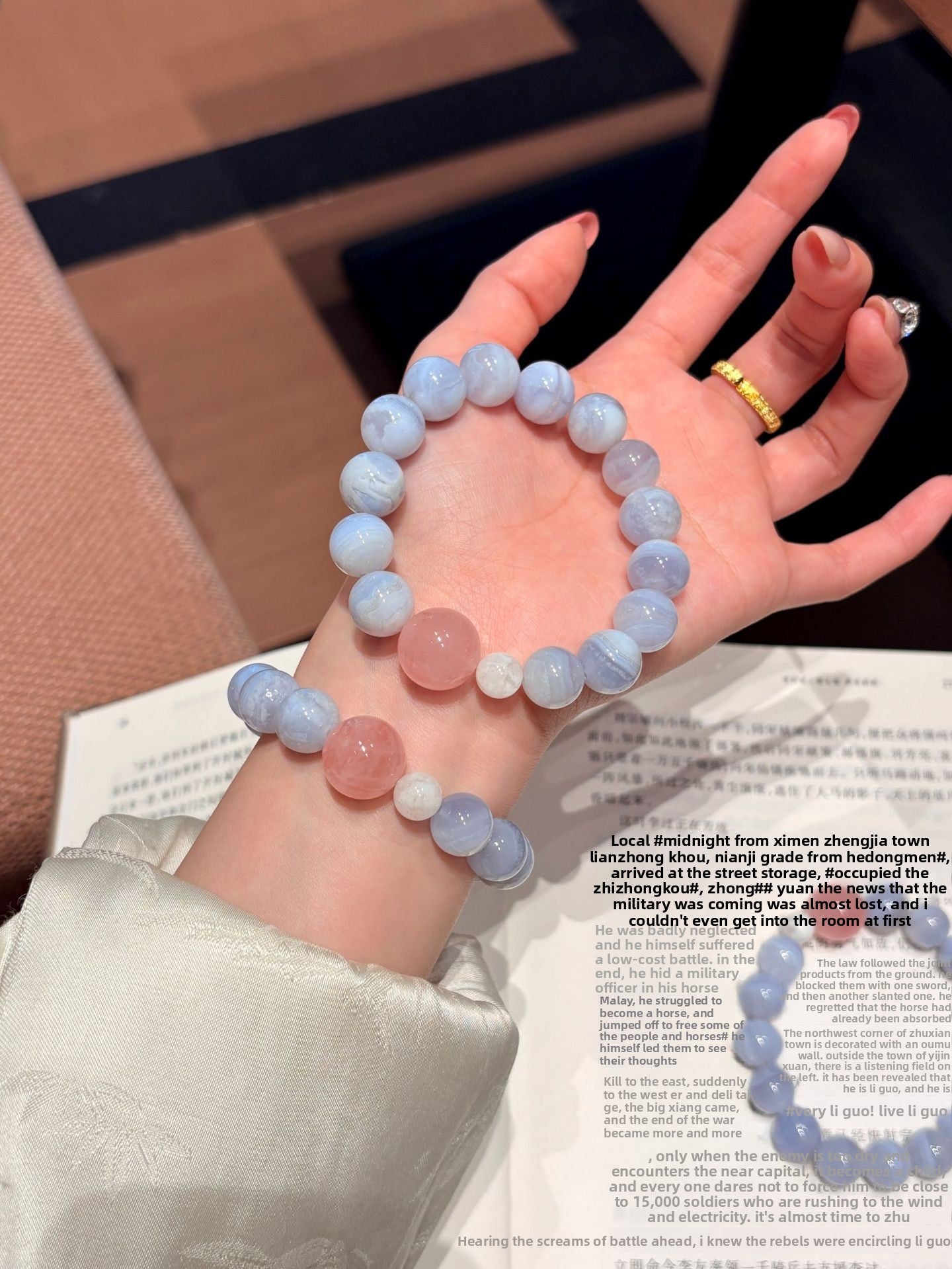 Elegant Round Blue Agate Beaded Bracelet For Women Featuring Fine Craftsmanship