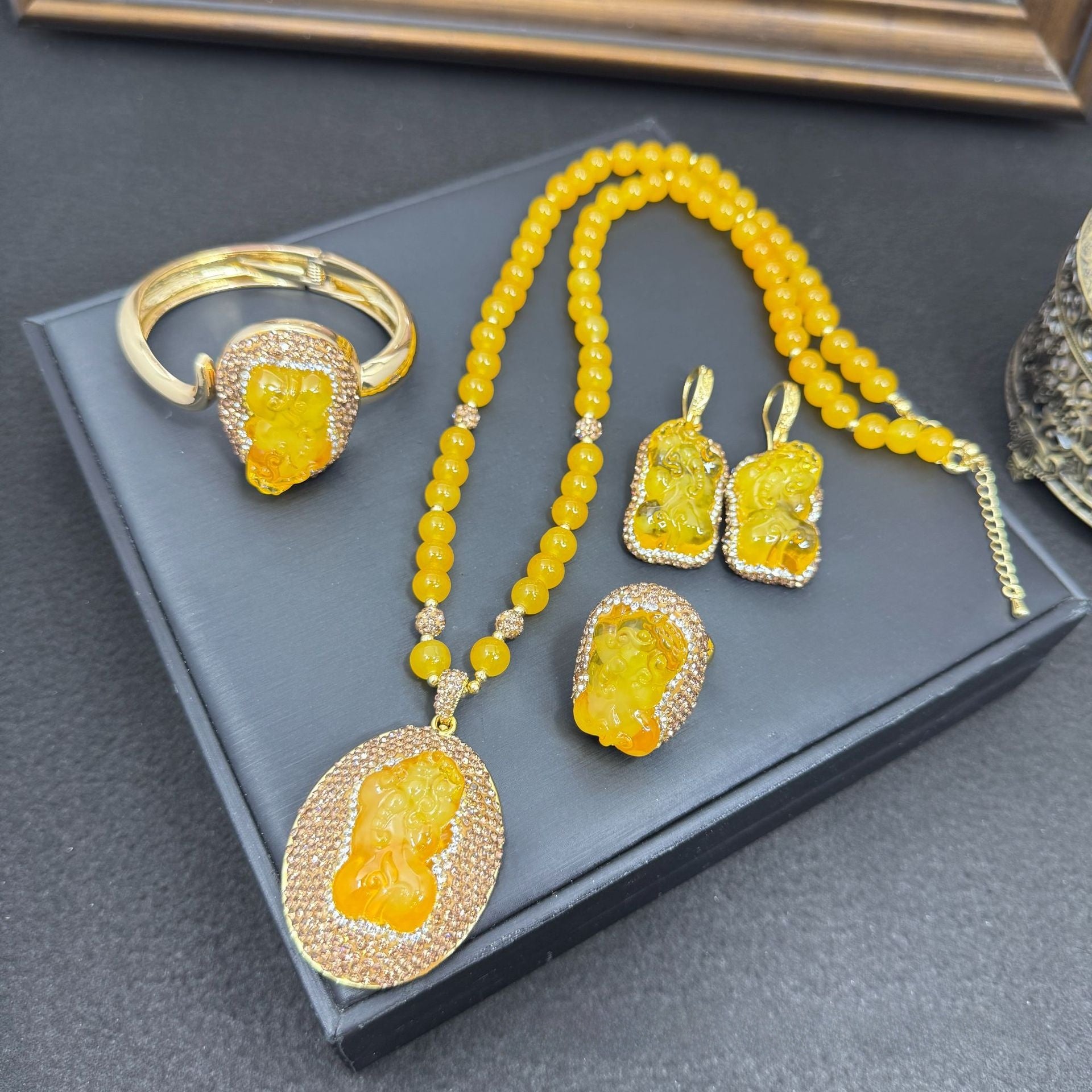 Ethnic Style Jewelry Set For Women Featuring Brave Troops Pattern With Rhinestones In Mixed Materials