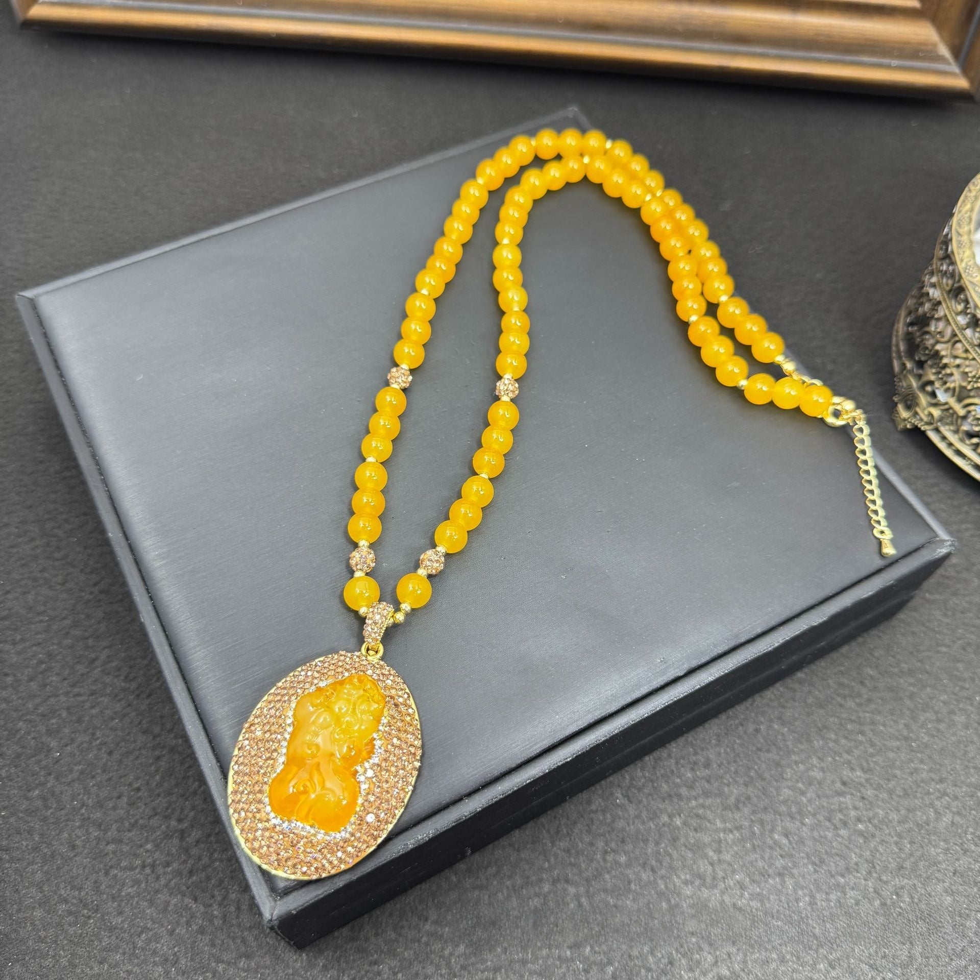 Ethnic Style Jewelry Set For Women Featuring Brave Troops Pattern With Rhinestones In Mixed Materials