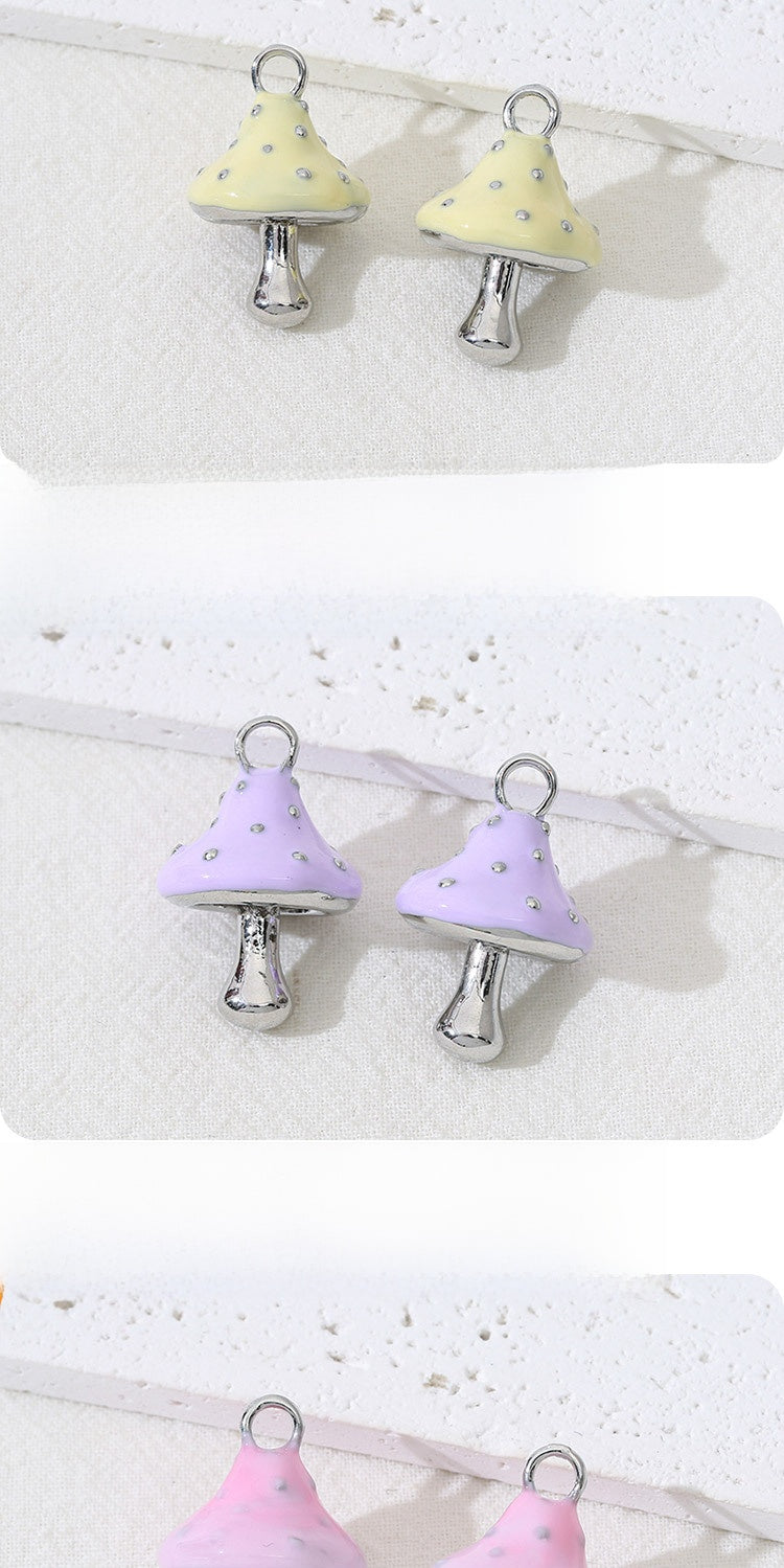 Mushroom Alloy Pendant With Enamel Craftsmanship, Electroplated Finish In Ombre Color Jewelry Accessories