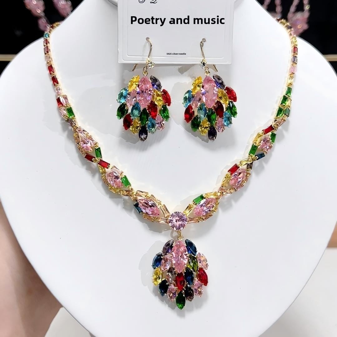 Grain Pattern Artificial Crystal Necklace For Women With Electroplated Copper Alloy Pendant Featuring Zircon Inlay