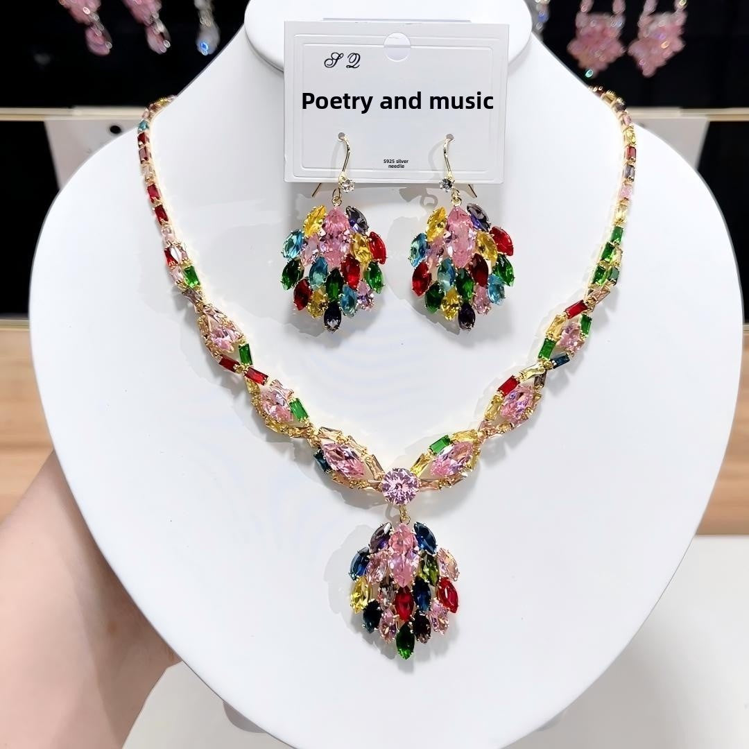 Grain Pattern Artificial Crystal Necklace For Women With Electroplated Copper Alloy Pendant Featuring Zircon Inlay