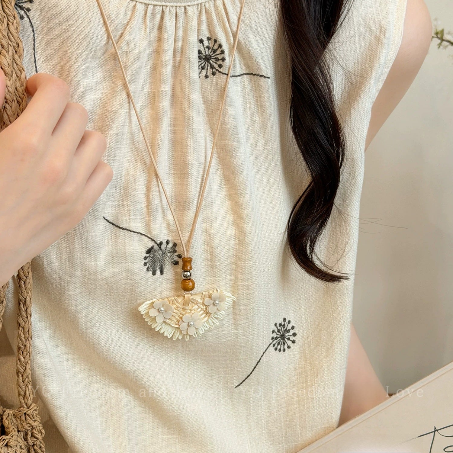 Bohemian Flowers Braid Necklace For Women With Wooden Pendant And Woven Chain