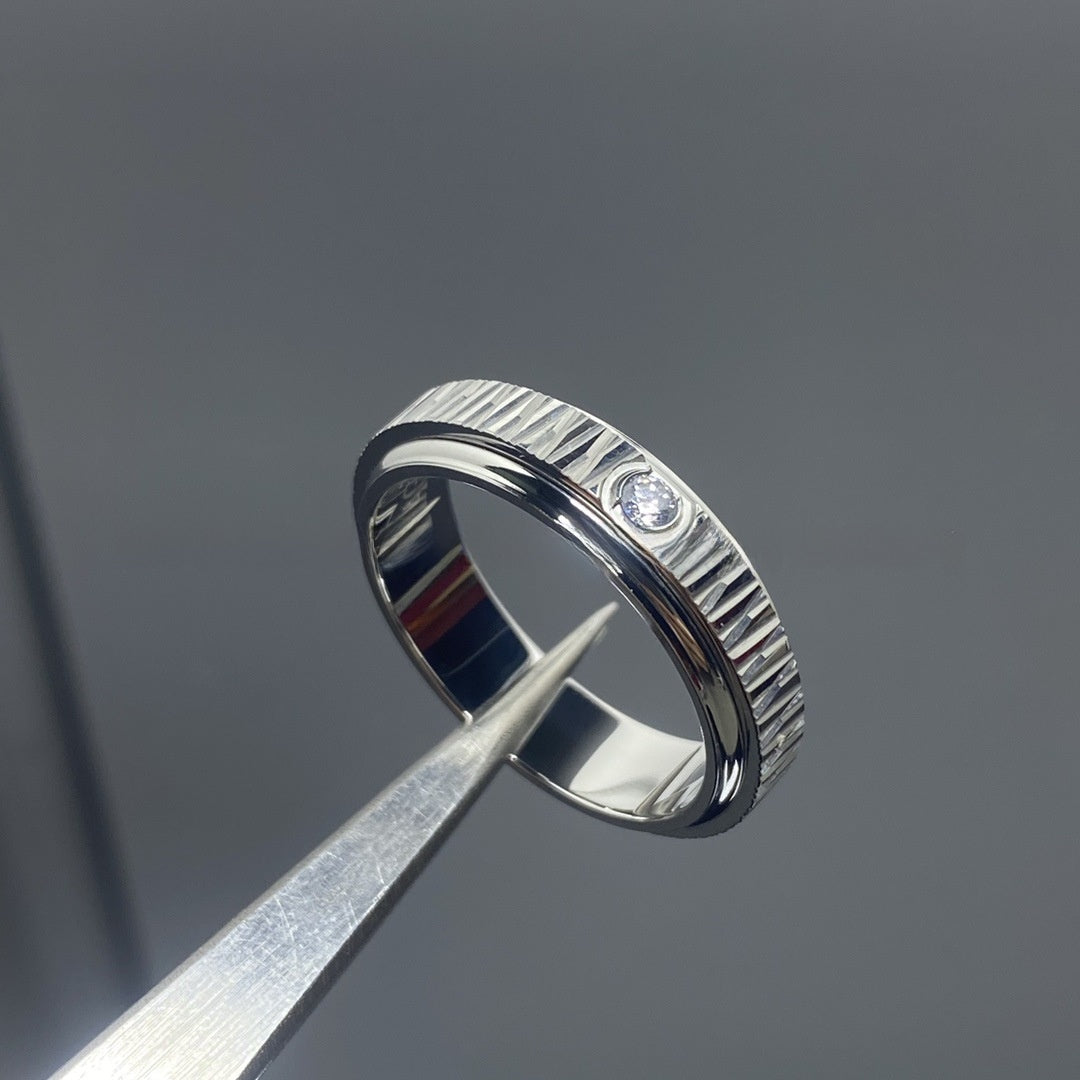 New Style Oval Rotatable Ring For Unisex In Silver Featuring 18K Real Gold Plated V Gold Material