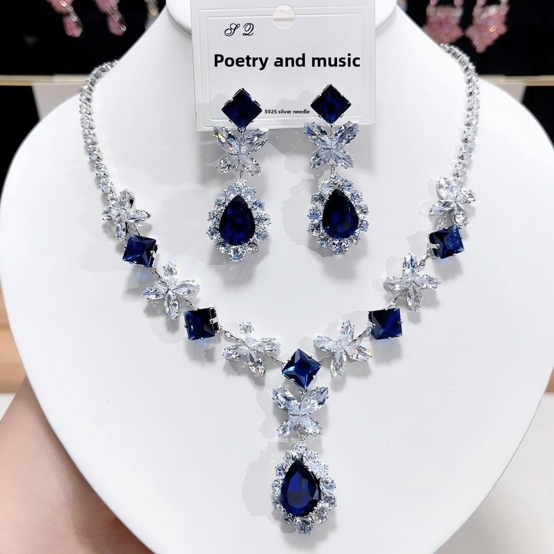 Oval Green Artificial Crystal Necklace With Zircon Inlay, Electroplated Copper Alloy Pendant For Women