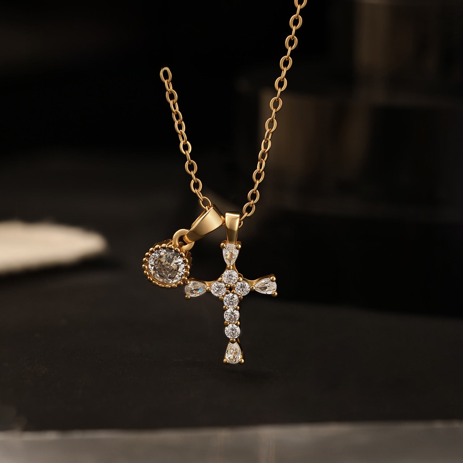 Electroplated Cross Necklace For Women With Copper Pendant And Zircon Inlay