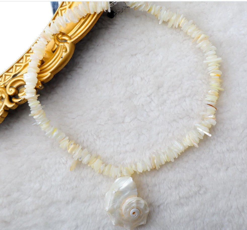 Conch Freshwater Pearl Titanium Steel Beaded Handmade Conch Pendant Necklace