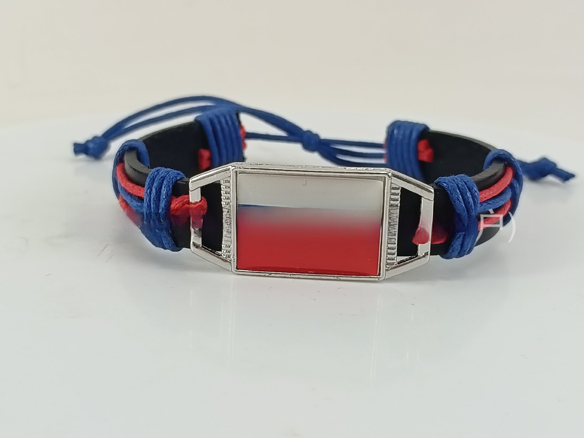 Handmade National Flag Paracord Bracelets For Women In Multicolor With Durable Polyester Chain Material