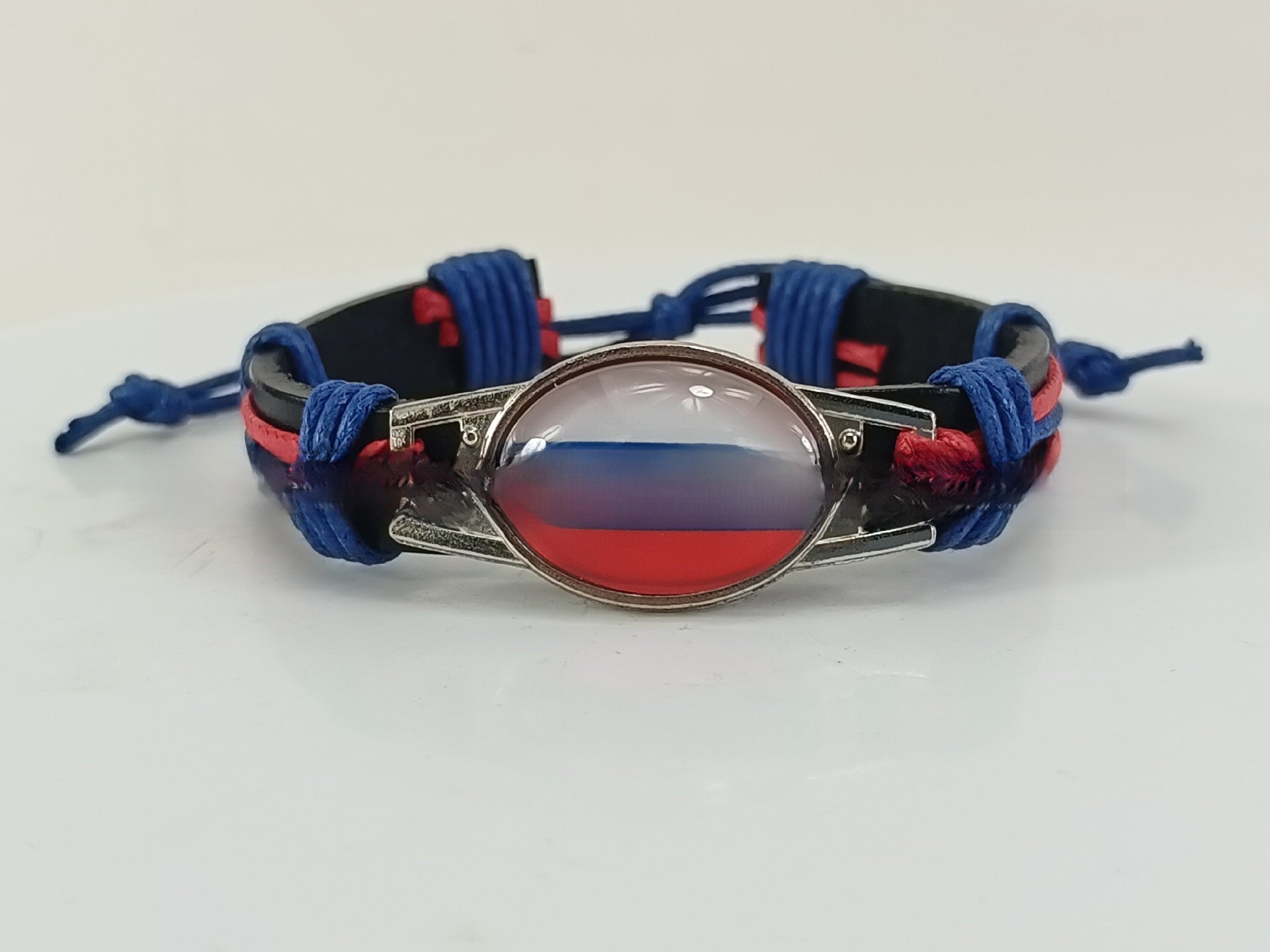Handmade National Flag Paracord Bracelets For Women In Multicolor With Durable Polyester Chain Material