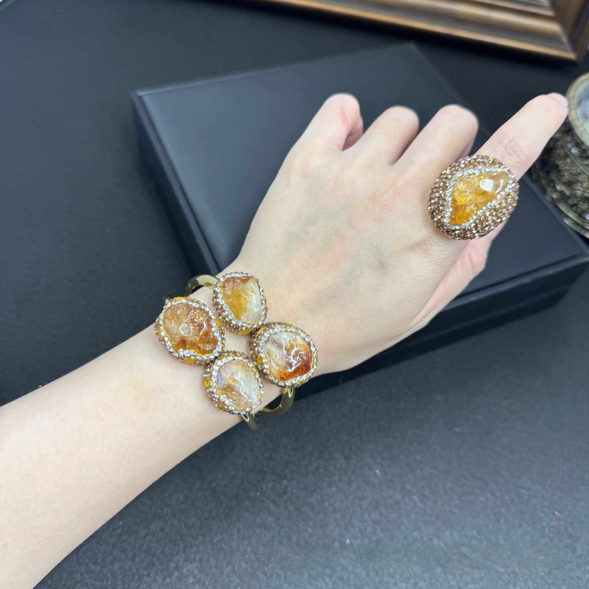 Asymmetrical Baroque Style Bangle With Baroque Pearl Inlay, Zinc Alloy, Featuring Stretch Adjustable Closure