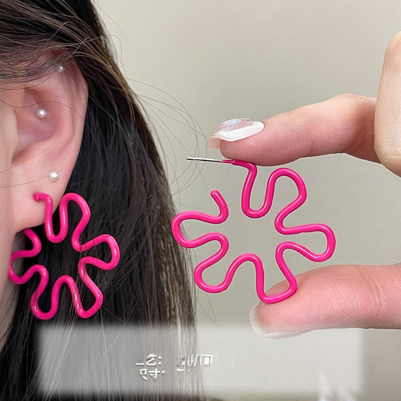 Geometric Rose Red Earrings For Women Featuring Copper Ear Pins And Sweet Style In Alloy Material